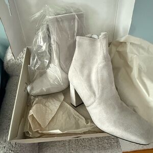 Marc Fisher Soft Gray Suede Heeled Boots